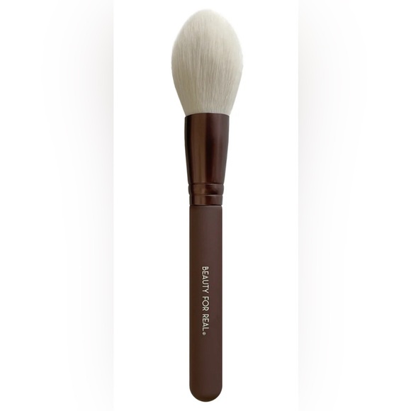 Beauty For Real Essential Pro Powder Brush - Picture 1 of 2